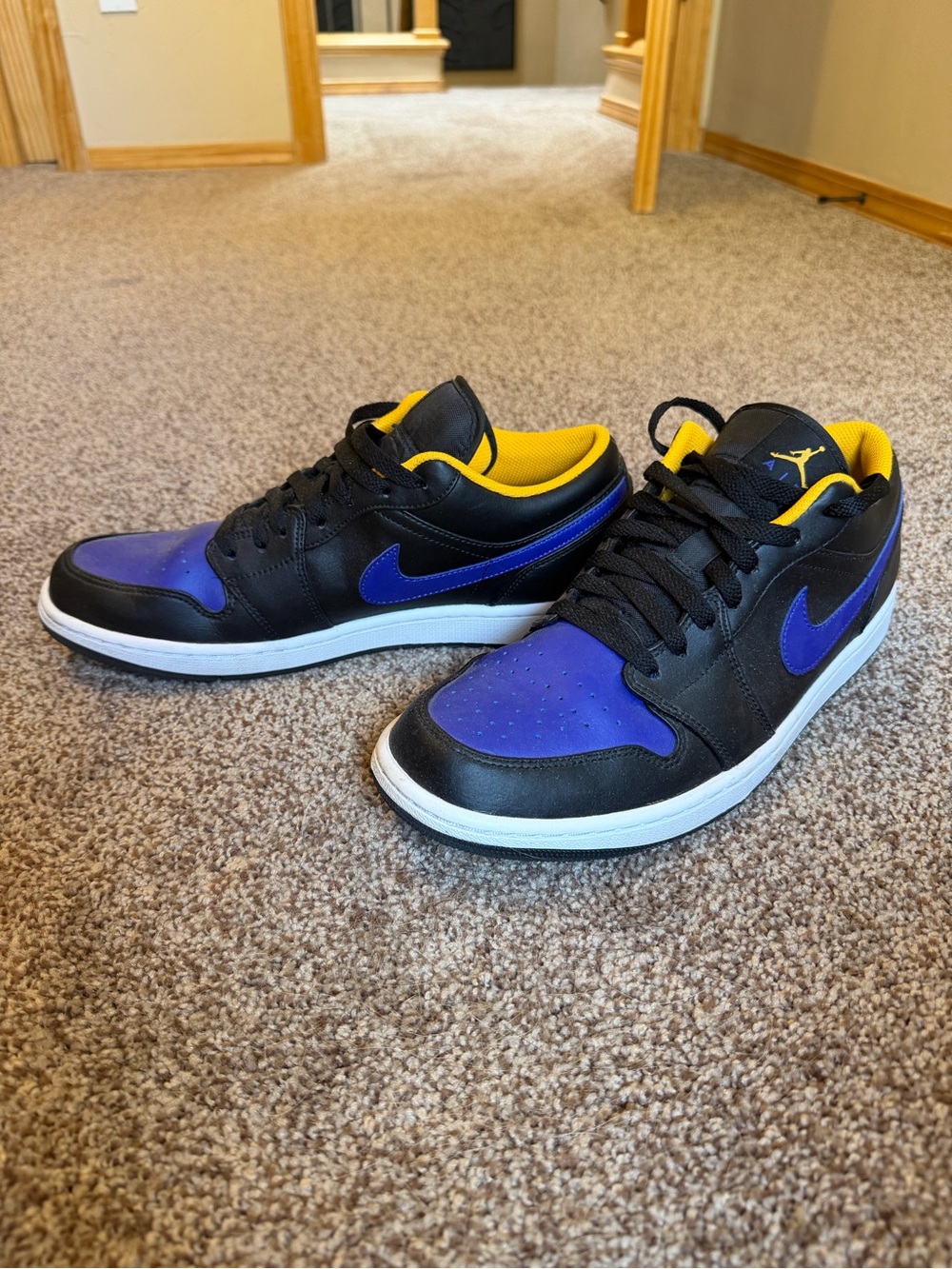 Jordan Low-Top Sneakers - Black/Blue/Yellow - Picture 3 of 11